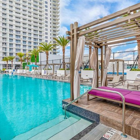 הוליווד Hyde Beach House Three-Bedroom, Waterfront, Ocean And Intercostal View, Rooftop Pool, 5 Min Walk To Beach מראה חיצוני תמונה