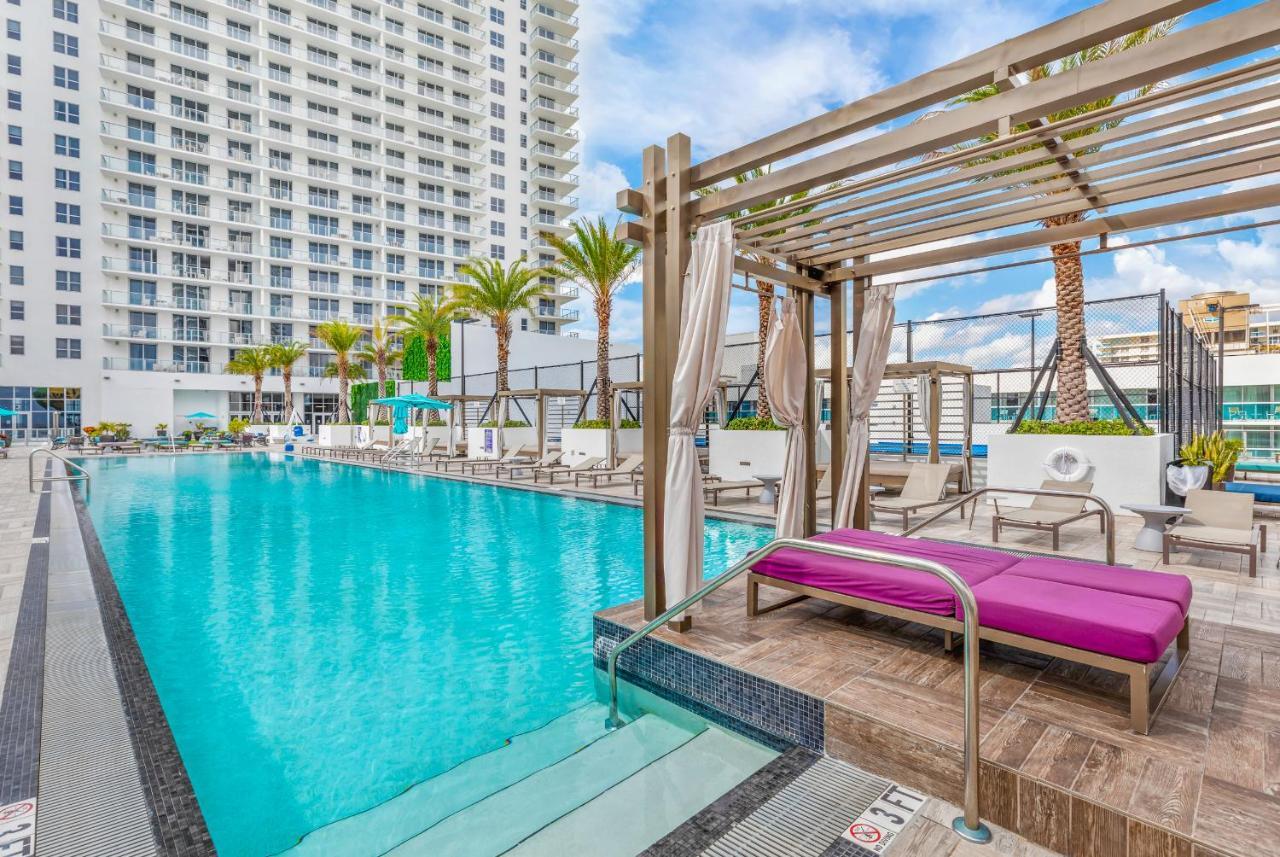 הוליווד Hyde Beach House Three-Bedroom, Waterfront, Ocean And Intercostal View, Rooftop Pool, 5 Min Walk To Beach מראה חיצוני תמונה