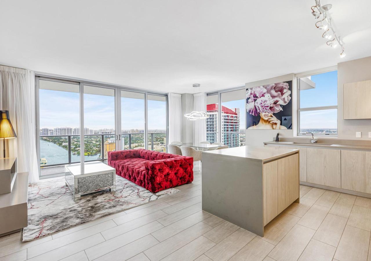 הוליווד Hyde Beach House Three-Bedroom, Waterfront, Ocean And Intercostal View, Rooftop Pool, 5 Min Walk To Beach מראה חיצוני תמונה
