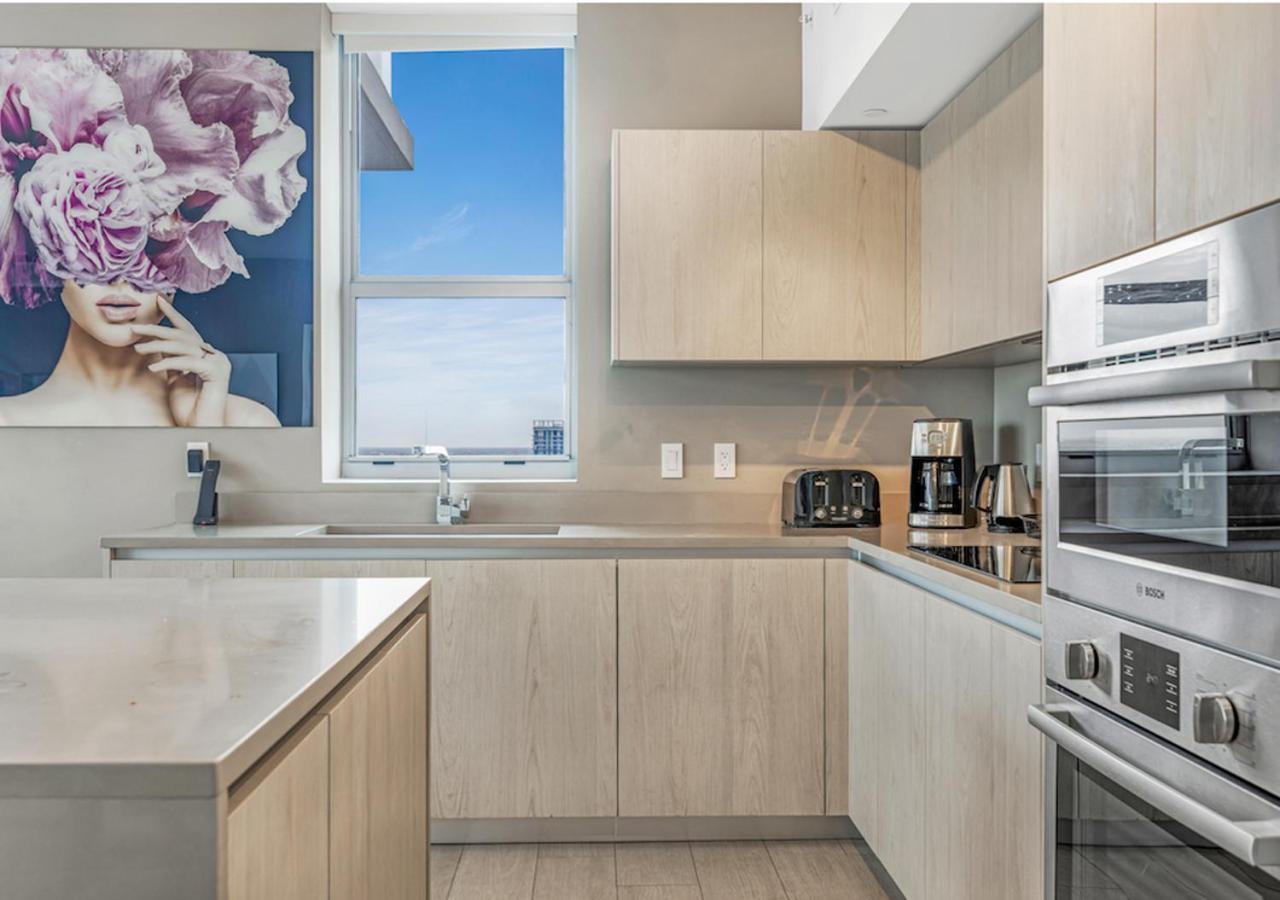 הוליווד Hyde Beach House Three-Bedroom, Waterfront, Ocean And Intercostal View, Rooftop Pool, 5 Min Walk To Beach מראה חיצוני תמונה