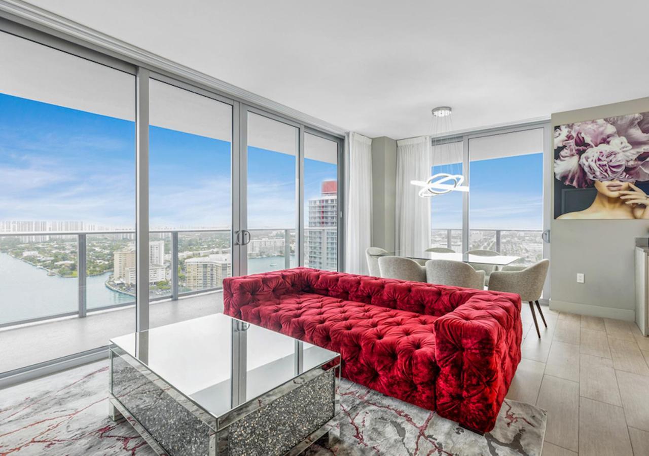 הוליווד Hyde Beach House Three-Bedroom, Waterfront, Ocean And Intercostal View, Rooftop Pool, 5 Min Walk To Beach מראה חיצוני תמונה