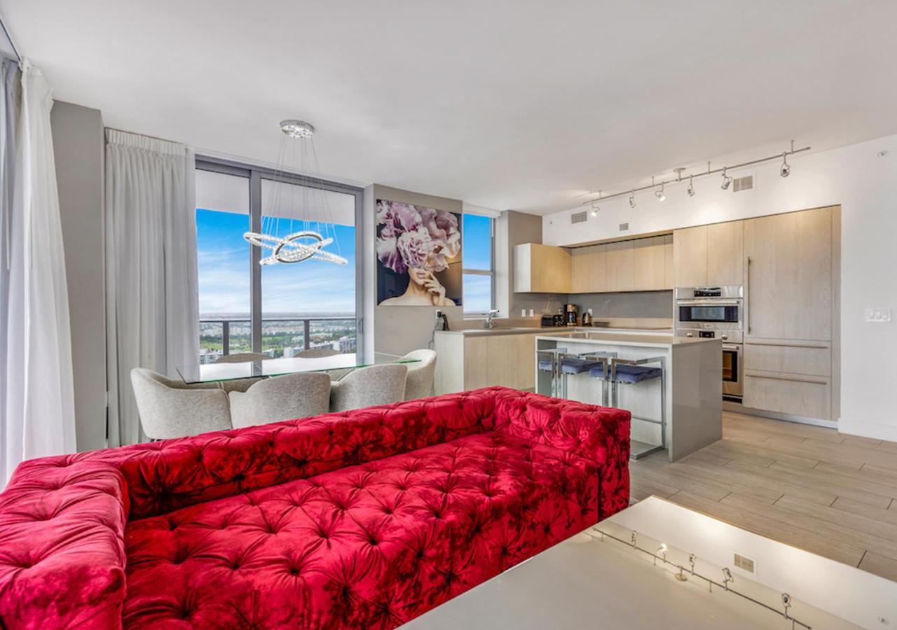 הוליווד Hyde Beach House Three-Bedroom, Waterfront, Ocean And Intercostal View, Rooftop Pool, 5 Min Walk To Beach מראה חיצוני תמונה